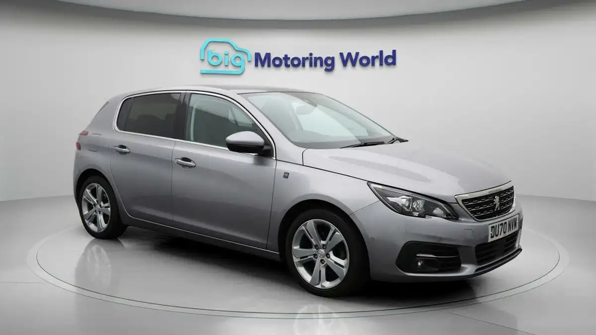 2020-peugeot-308-12-puretech-tech-edition-big-1