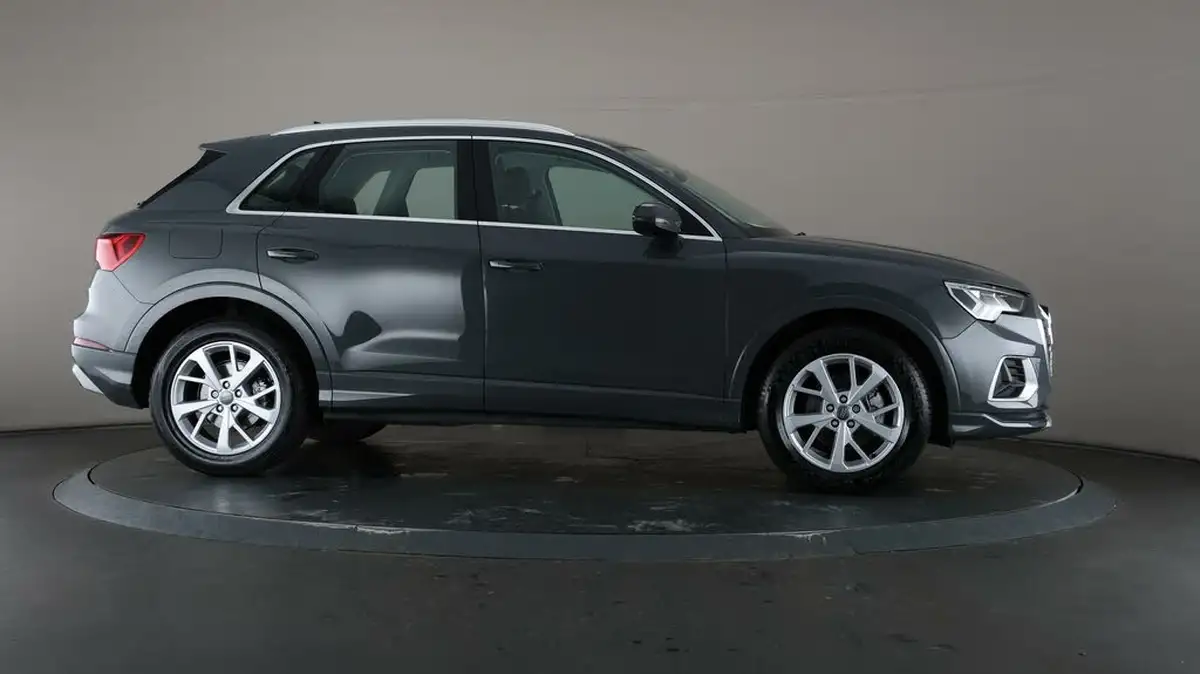 2019-audi-q3-15-35-tfsi-sport-cod-ss-station-wagon-1498cc-big-7