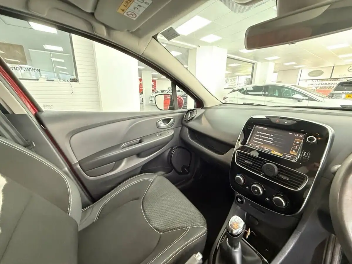 2018-renault-clio-09-tce-dynamique-nav-big-44