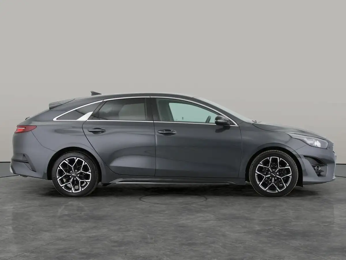 2022-kia-pro-ceed-15-t-gdi-gt-line-big-4