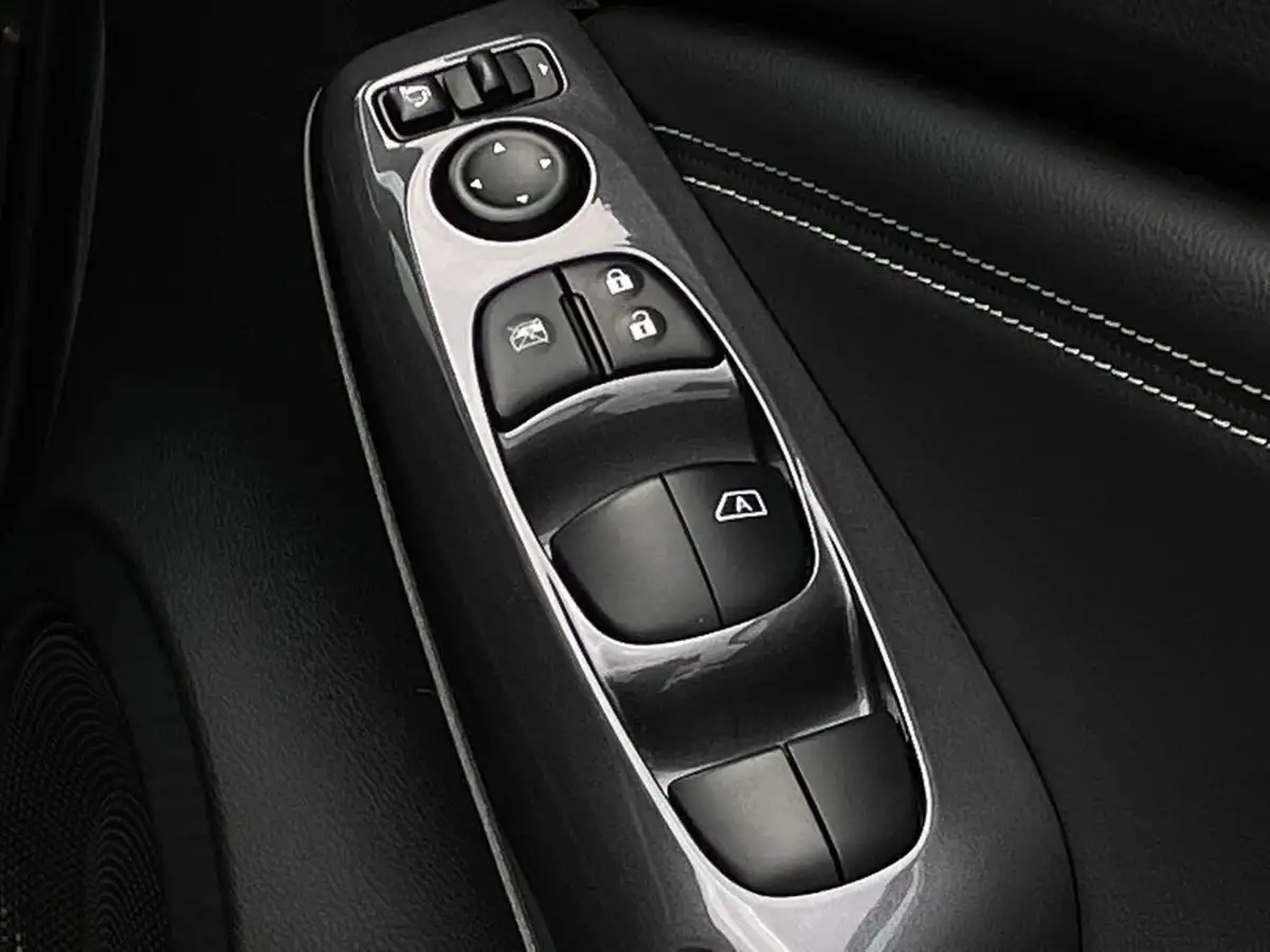 2023-nissan-juke-10-dig-t-n-connecta-dct-big-20