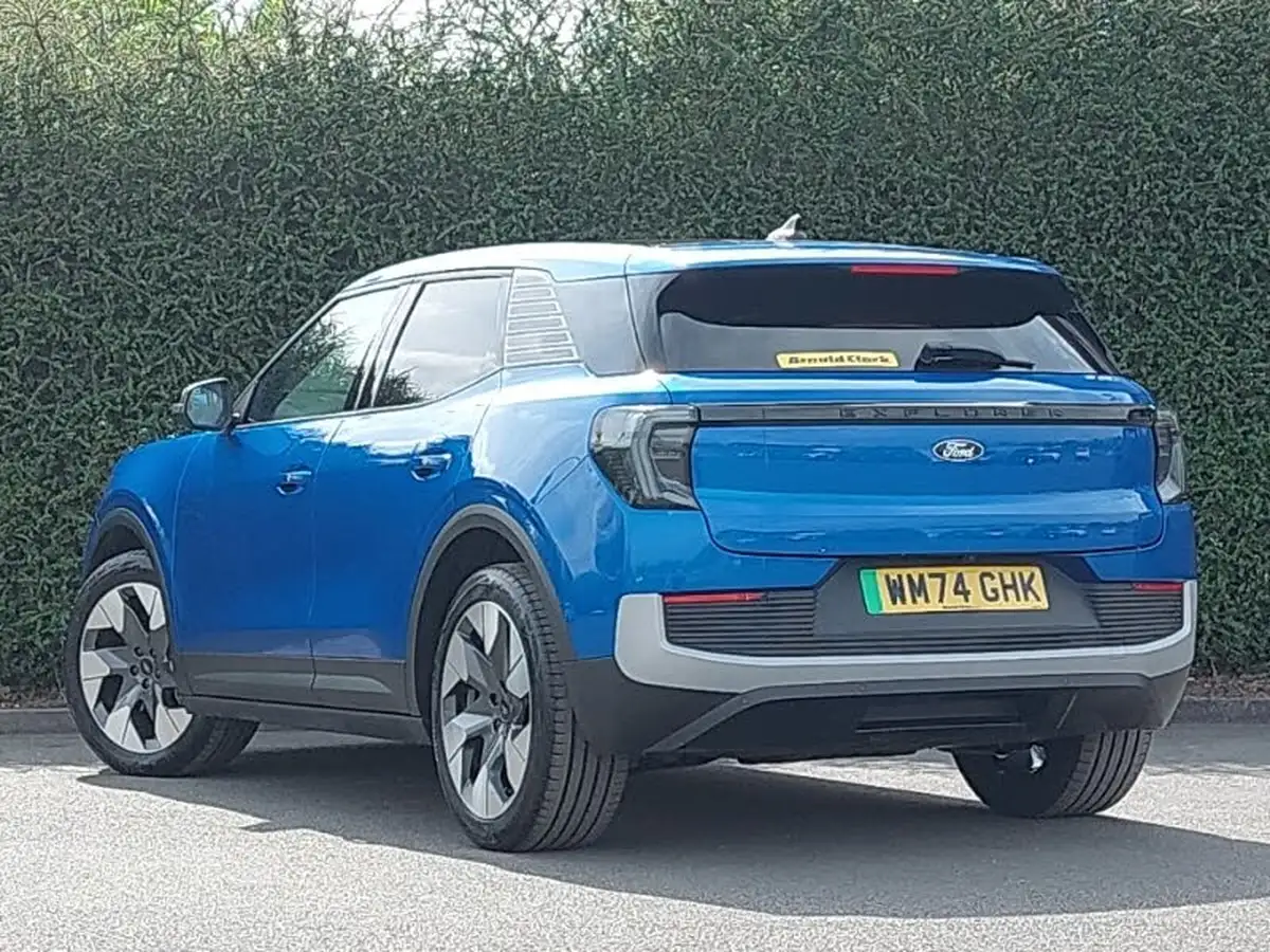 2024-ford-explorer-e-premium-286ps-77kwh-big-1
