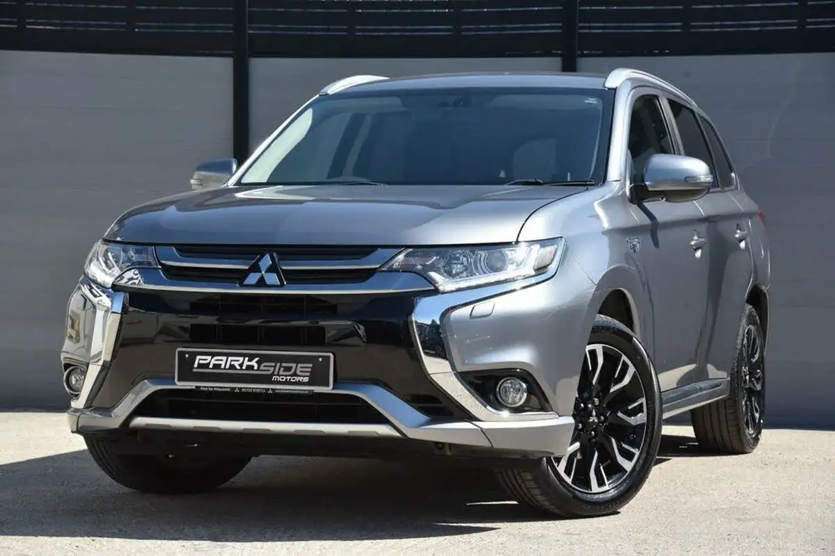 2018-mitsubishi-outlander-20-juro-phev-big-4