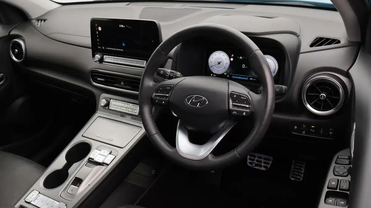 2023-hyundai-kona-e-ultimate-204ps-64kwh-105kw-obc-big-9