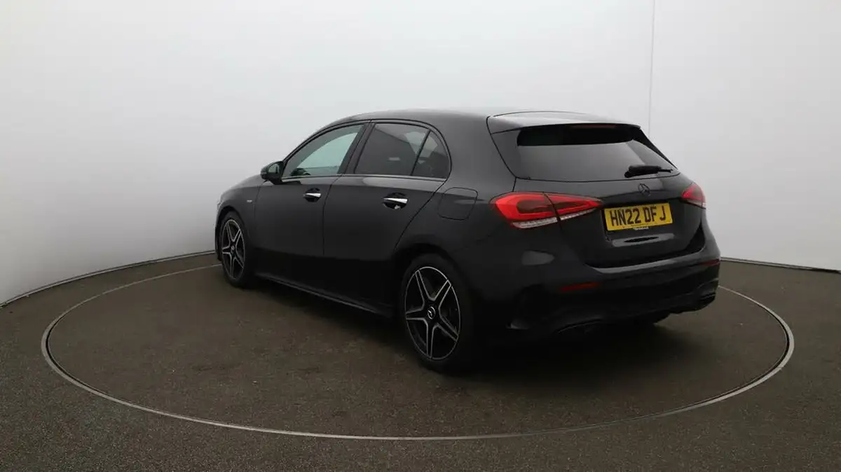 2022-mercedes-benz-a-class-13-a180-amg-line-premium-edition-hatchback-5d-7g-dct-big-61
