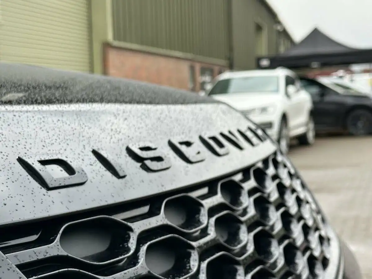 2021-land-rover-discovery-30-d300-r-dynamic-hse-big-54