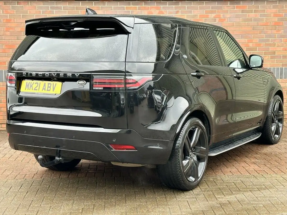 2021-land-rover-discovery-30-d300-r-dynamic-hse-big-2