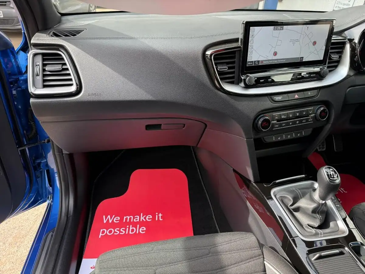 2023-kia-ceed-15-t-gdi-gt-line-158bhp-big-57