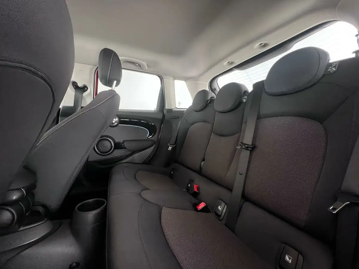 2022-mini-cooper-15-cooper-classic-hatchback-5d-big-14