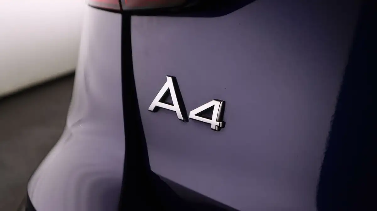 2021-audi-a4-avant-20-40-tfsi-black-edition-204ps-big-20