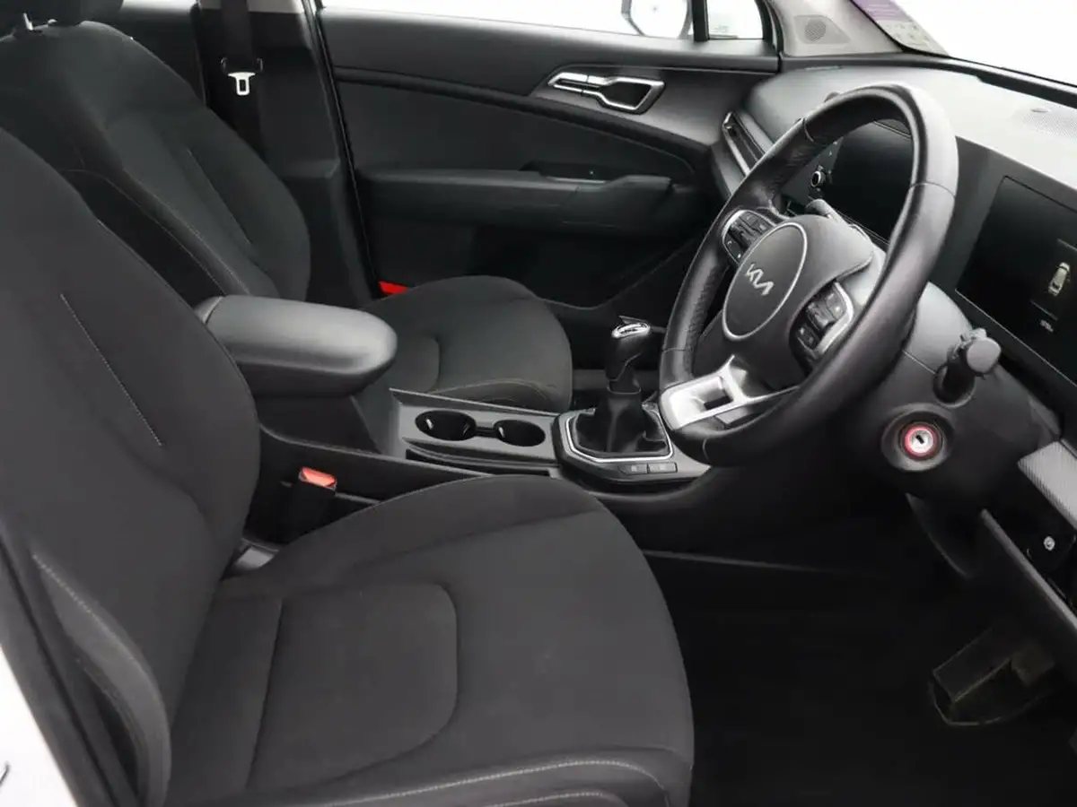 2023-kia-sportage-16-t-gdi-2-148bhp-big-12