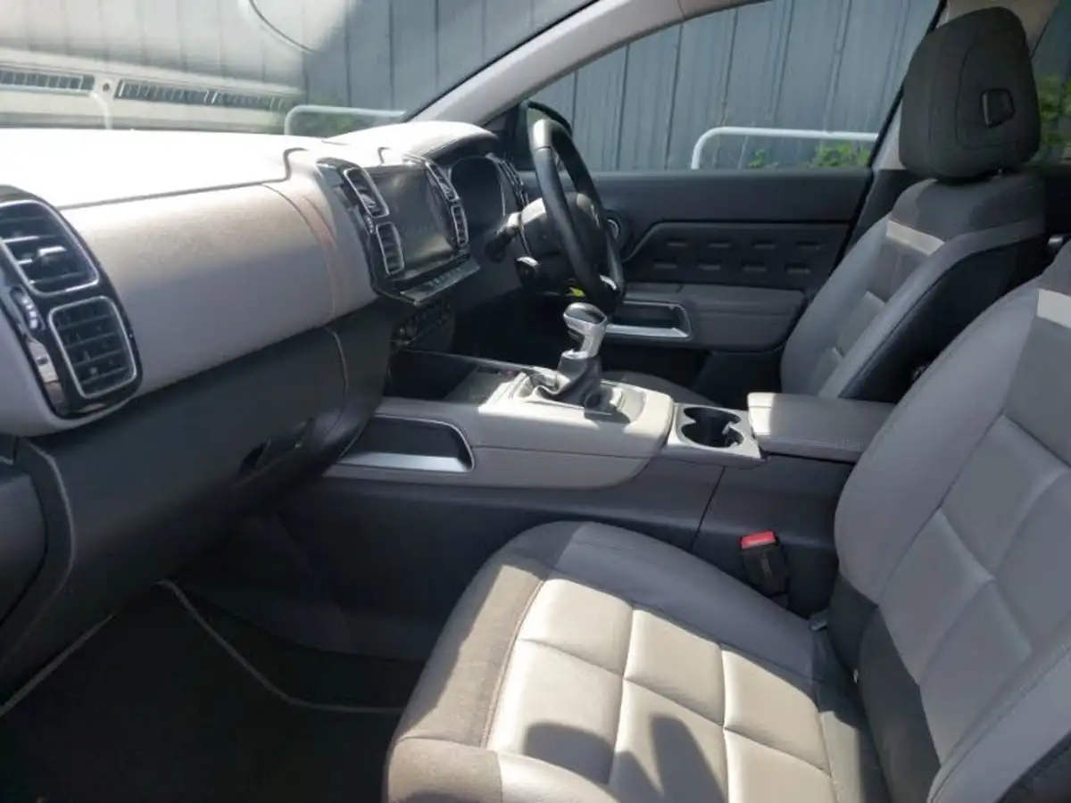 2020-citroen-c5-aircross-12-puretech-flair-big-4