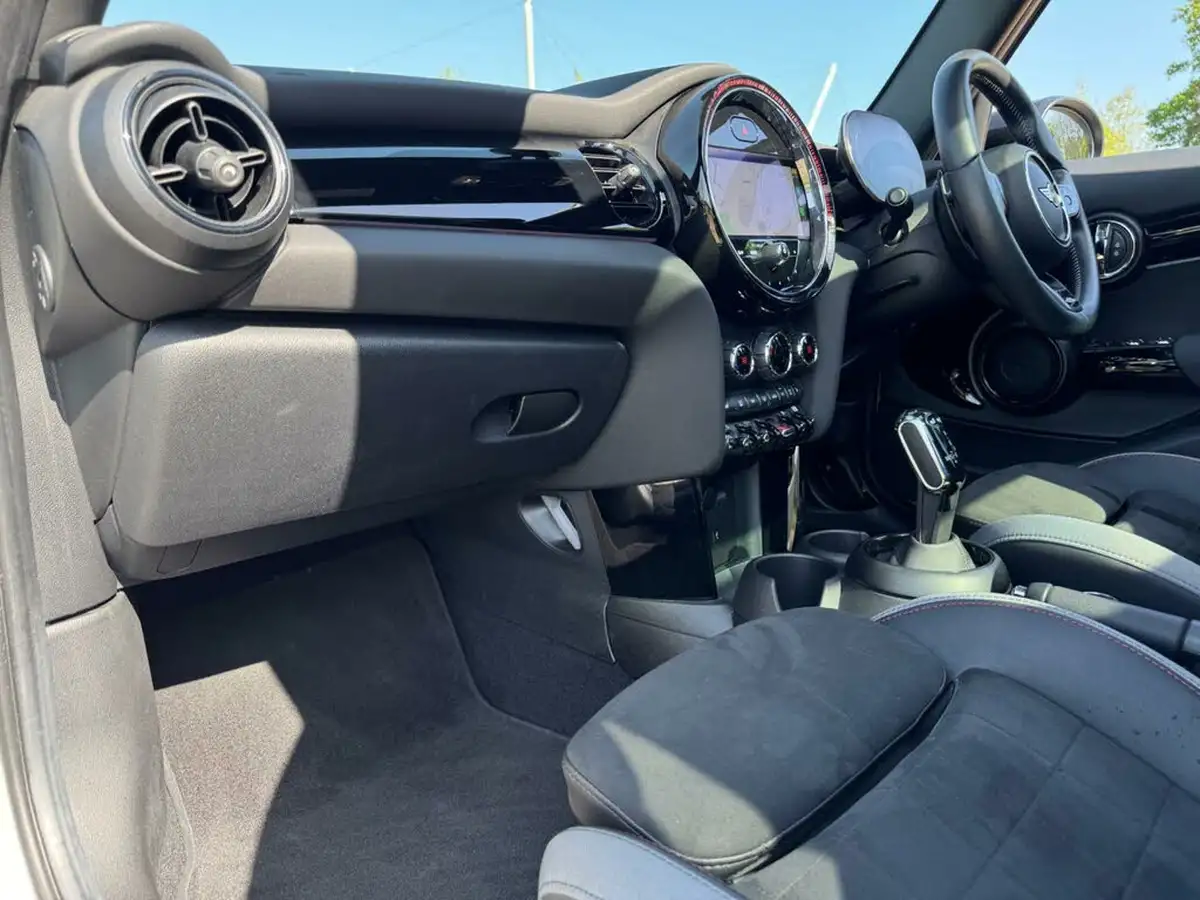 2022-mini-cooper-20-cooper-s-sport-hatchback-5d-auto-big-16