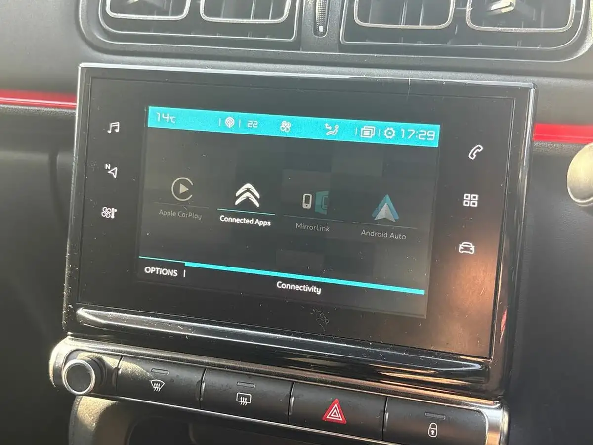 2018-citroen-c3-12-puretech-flair-nav-edition-82ps-big-37