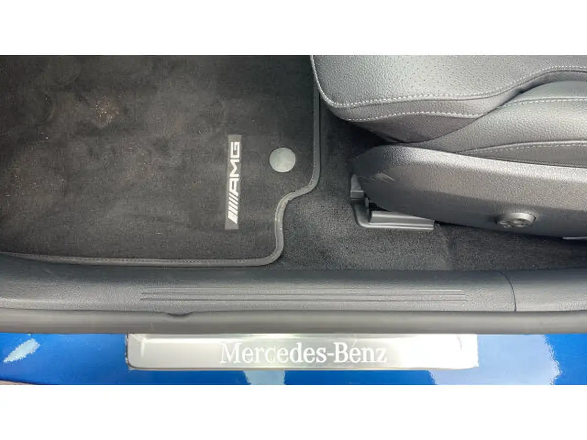 2024-mercedes-benz-c-class-20-c300e-amg-line-big-31