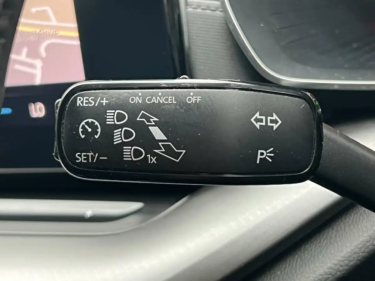 2022-skoda-octavia-14-tsi-se-technology-estate-big-48