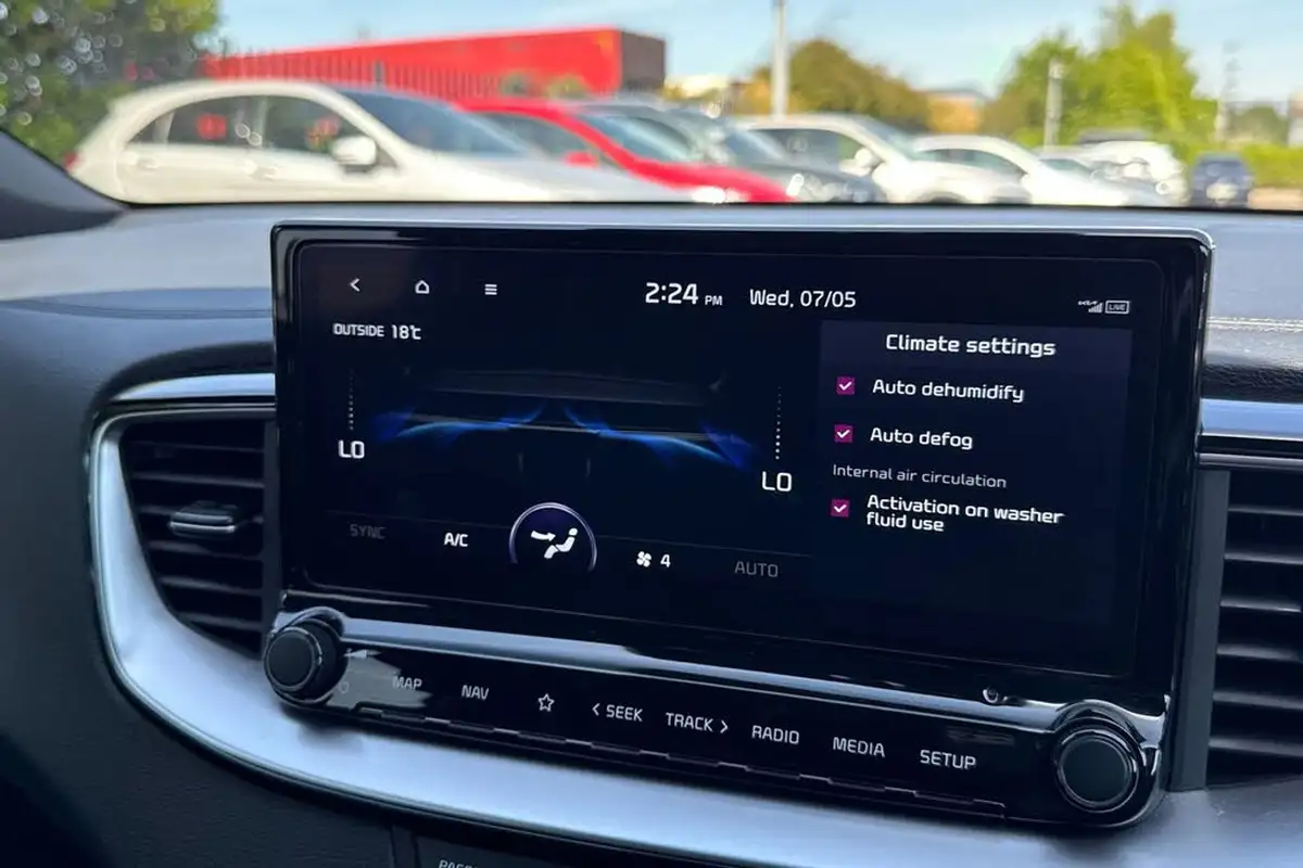 2024-kia-ceed-15-t-gdi-gt-line-138bhp-big-21