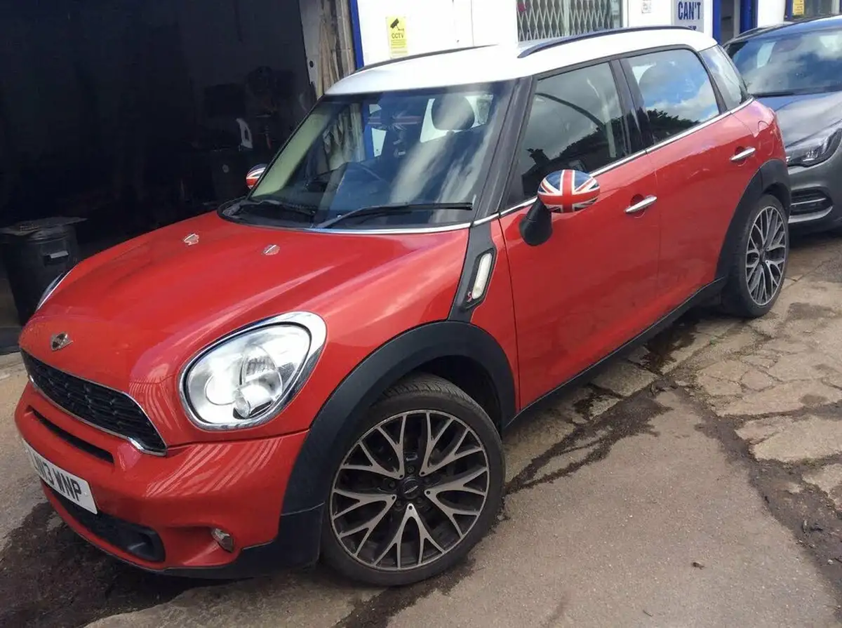 2013-mini-countryman-20td-cooper-sd-big-0