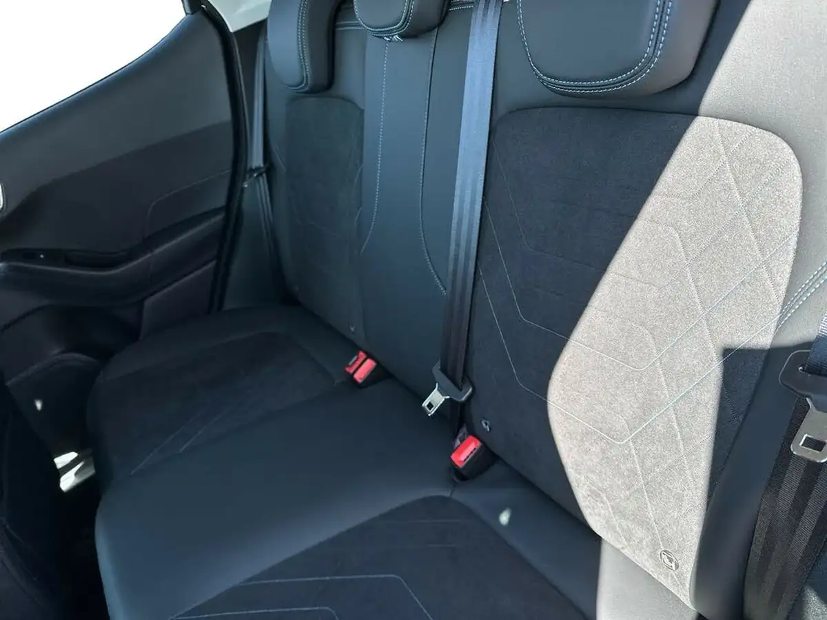 2022-ford-fiesta-10t-active-vignale-125ps-hybrid-mhev-big-13