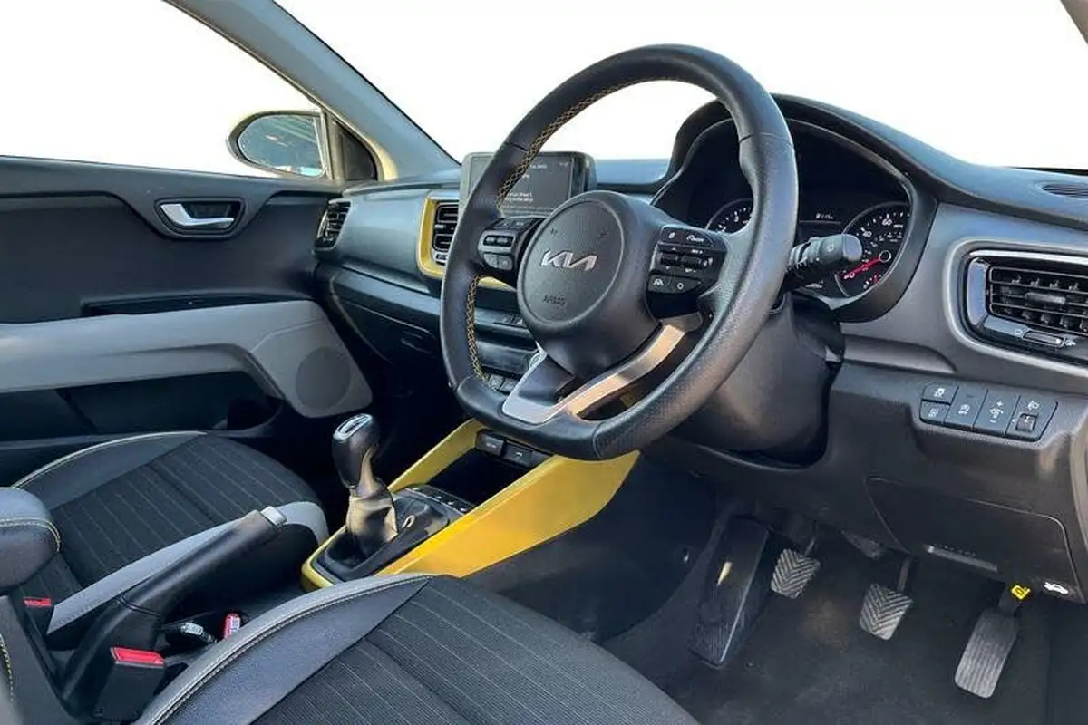 2023-kia-stonic-10-t-gdi-quantum-big-8