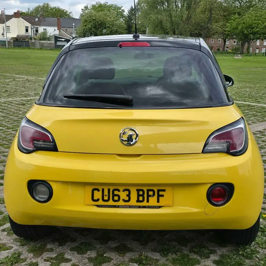 2013-vauxhall-adam-14-jam-87ps-big-4