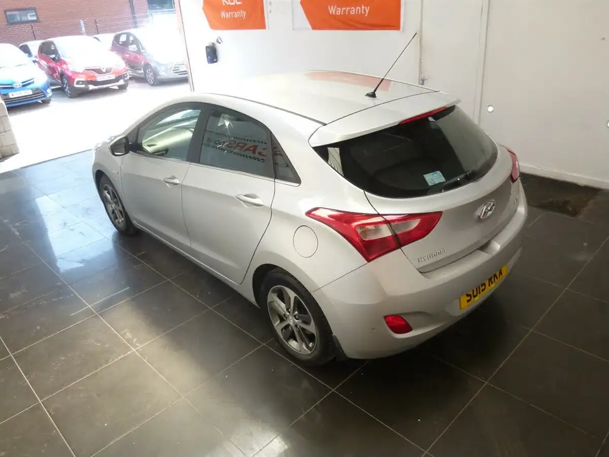 2015-hyundai-i30-14-se-big-7