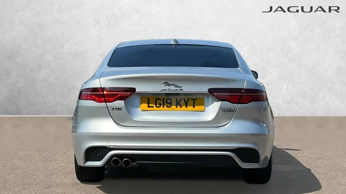 2019-jaguar-xe-20d-r-dynamic-s-awd-big-5