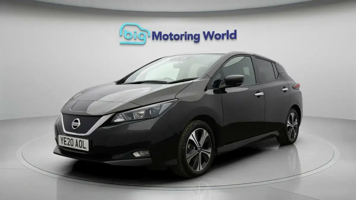 2020-nissan-leaf-e-n-connecta-big-2