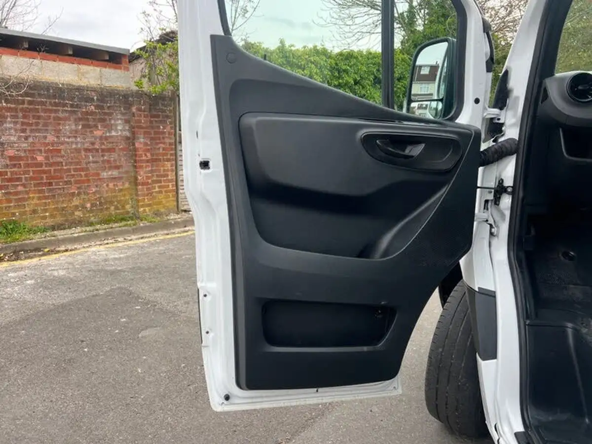 2021-mercedes-benz-sprinter-20cdi-315-l1h1-progressive-150pseu6dt-panel-rwd-eco-gear-360-big-44