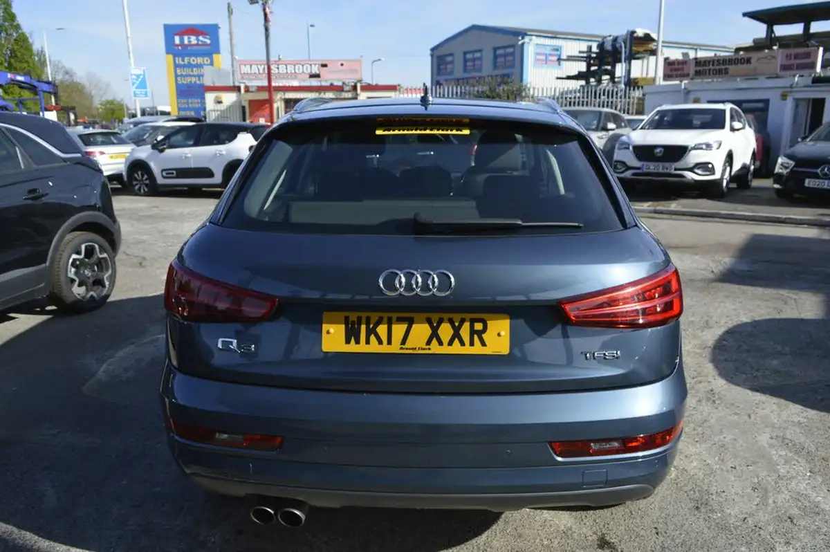 2017-audi-q3-14-tfsi-sport-s-tronic-big-7
