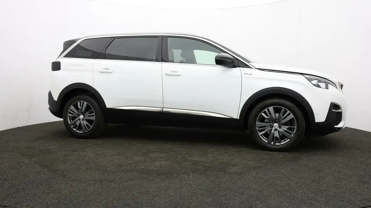 2020-peugeot-5008-suv-12-puretech-gt-line-big-41