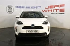 2022-toyota-yaris-cross-15-vvt-i-icon-small-6