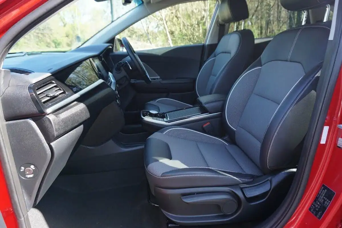 2022-kia-e-niro-ev-2-134bhp-39-big-6
