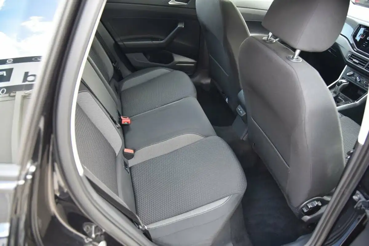 2022-volkswagen-polo-10-tsi-life-dsg-big-19