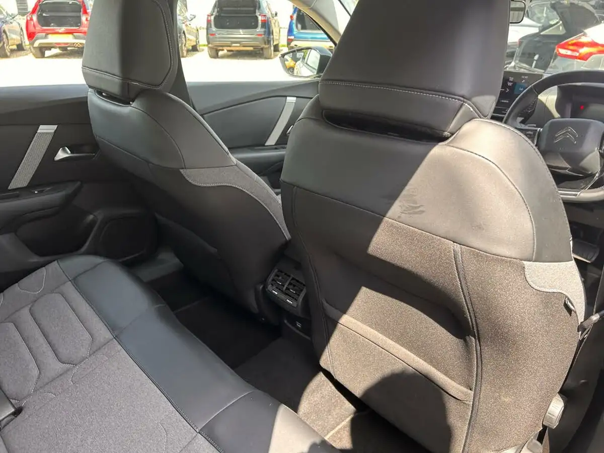 2022-citroen-c4-12-puretech-sense-plus-eat8-big-23
