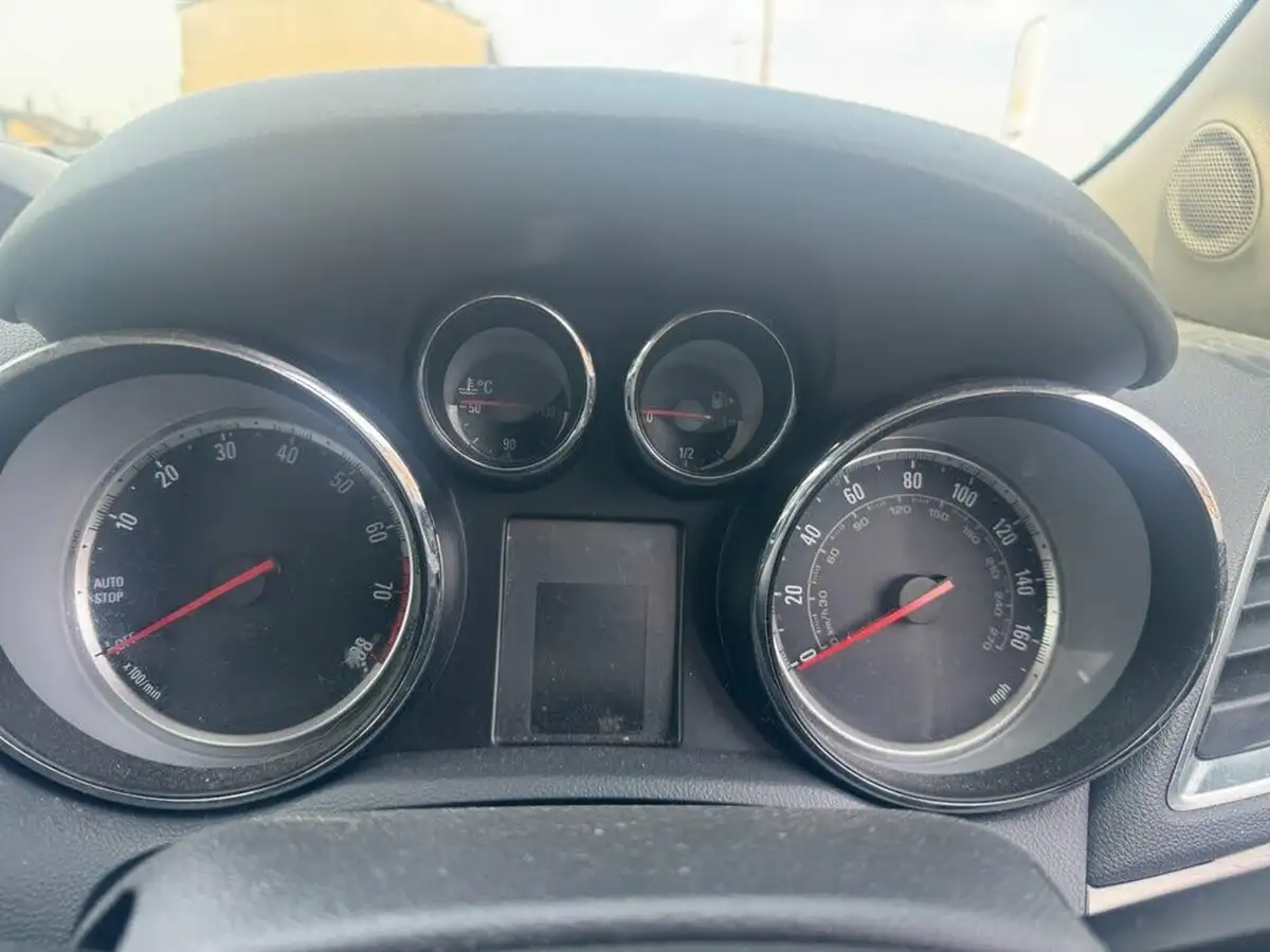 2015-vauxhall-mokka-14i-16v-turbo-se-ss-big-13