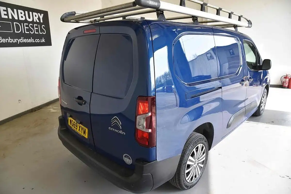 2020-citroen-berlingo-15bluehdi-950-enterprise-100pseu6dt-e-ss-panel-big-3
