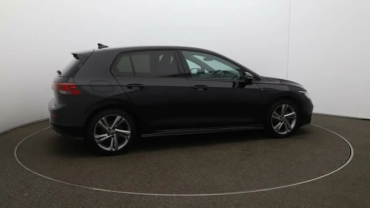 2022-volkswagen-golf-15-tsi-r-line-130ps-hatchback-big-51