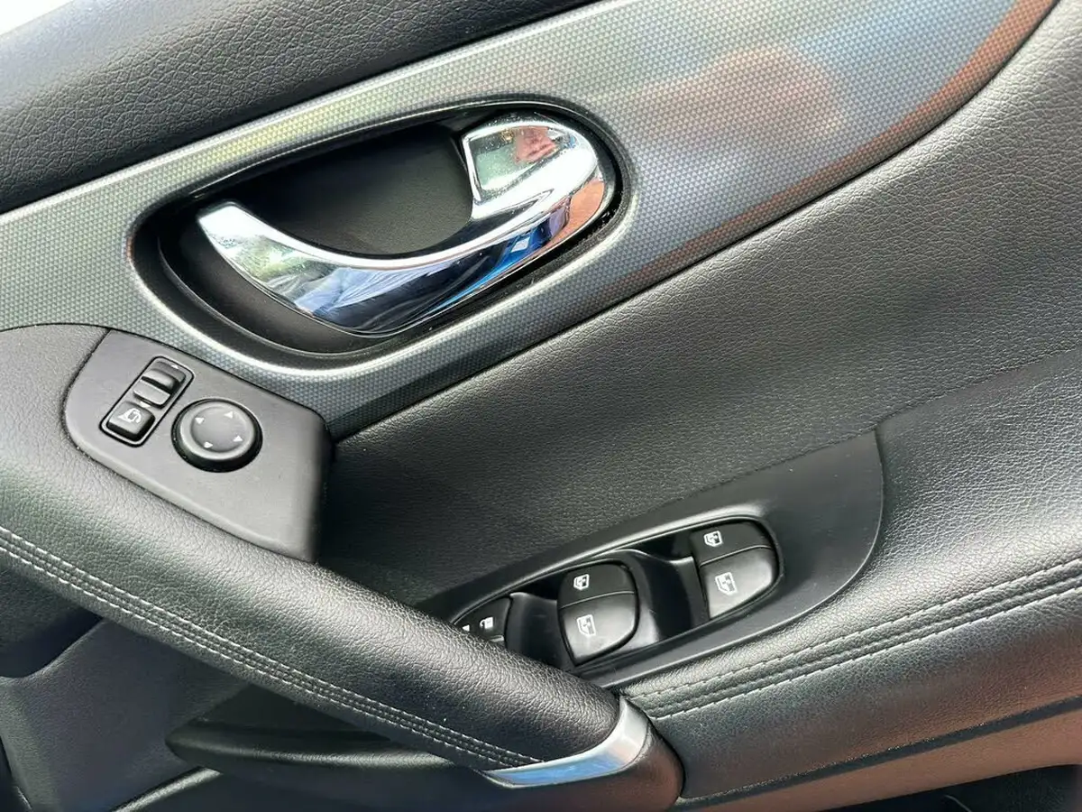 2019-nissan-qashqai-15dci-tekna-19in-alloysglass-roof-pack-dct-big-15