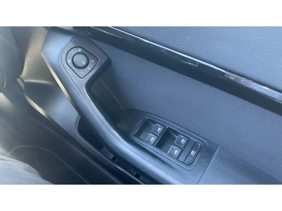 2018-seat-ateca-20tdi-fr-150ps-1968cc-big-33