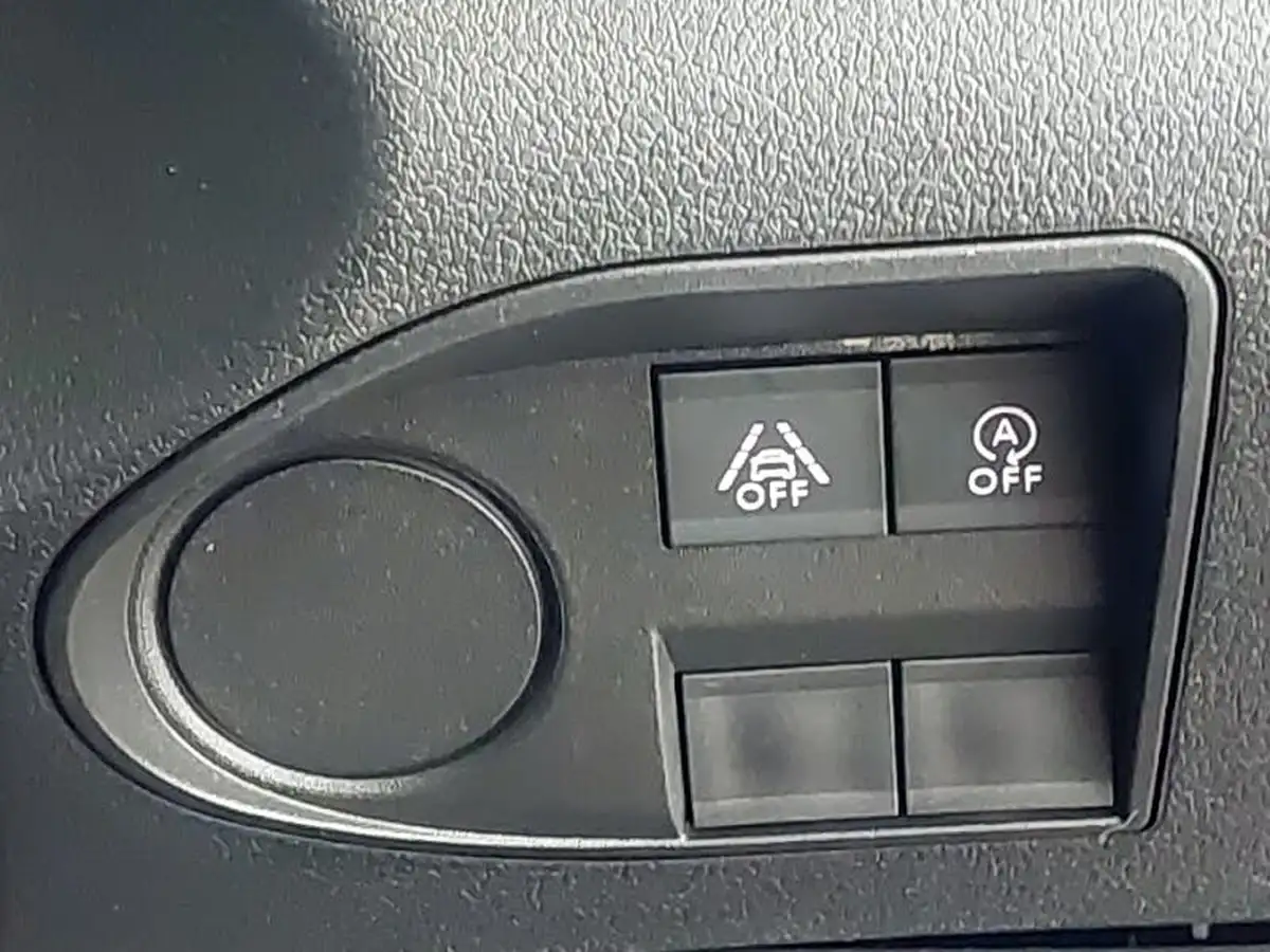 2019-vauxhall-combo-life-15-energy-130ps-auto-big-16