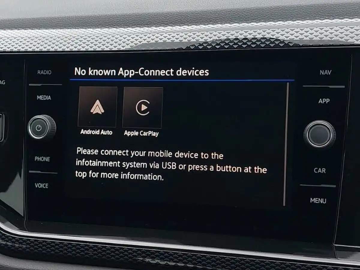 2024-volkswagen-taigo-10-tsi-life-115ps-dsg-big-16