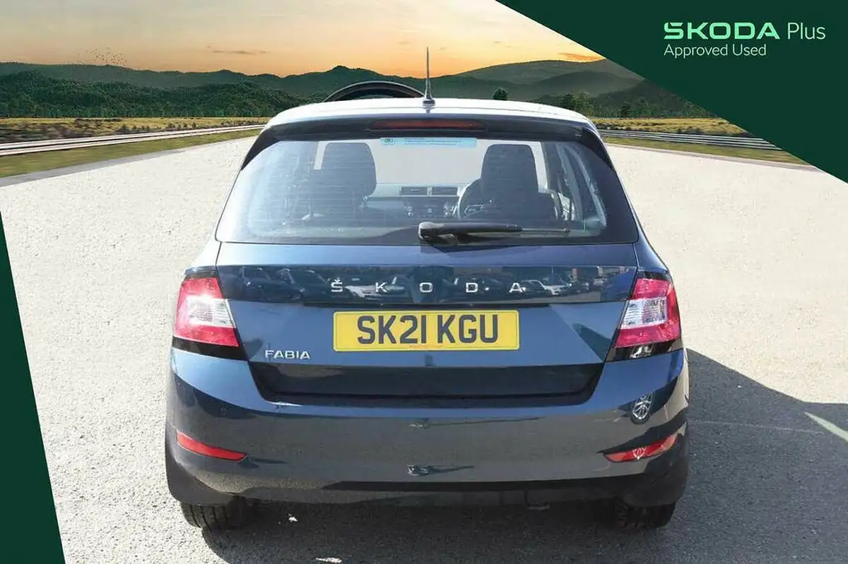 2021-skoda-fabia-10-tsi-se-drive-95ps-hatchback-big-11