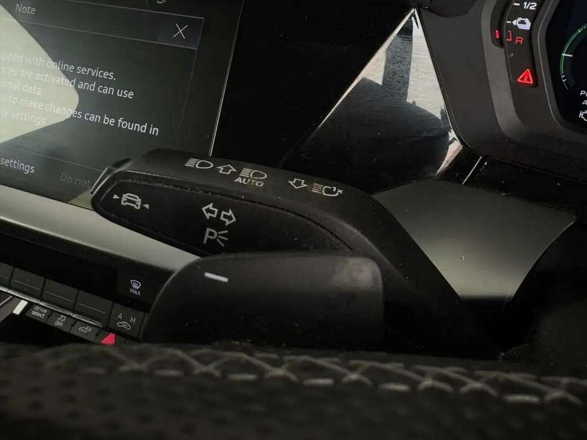 2022-audi-a3-14-40-tfsi-e-s-line-big-24