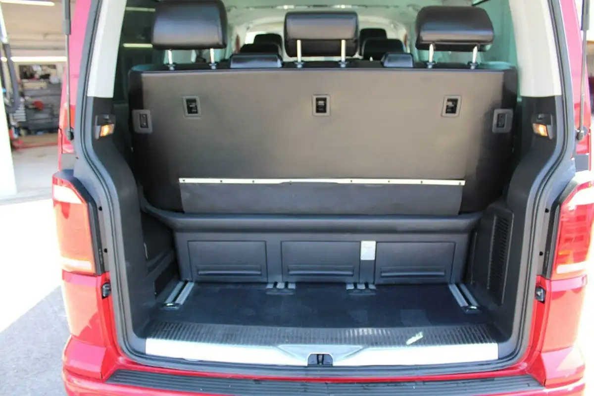 2017-volkswagen-caravelle-20tdi-executive-bmt-204pseu6-dsg-big-19