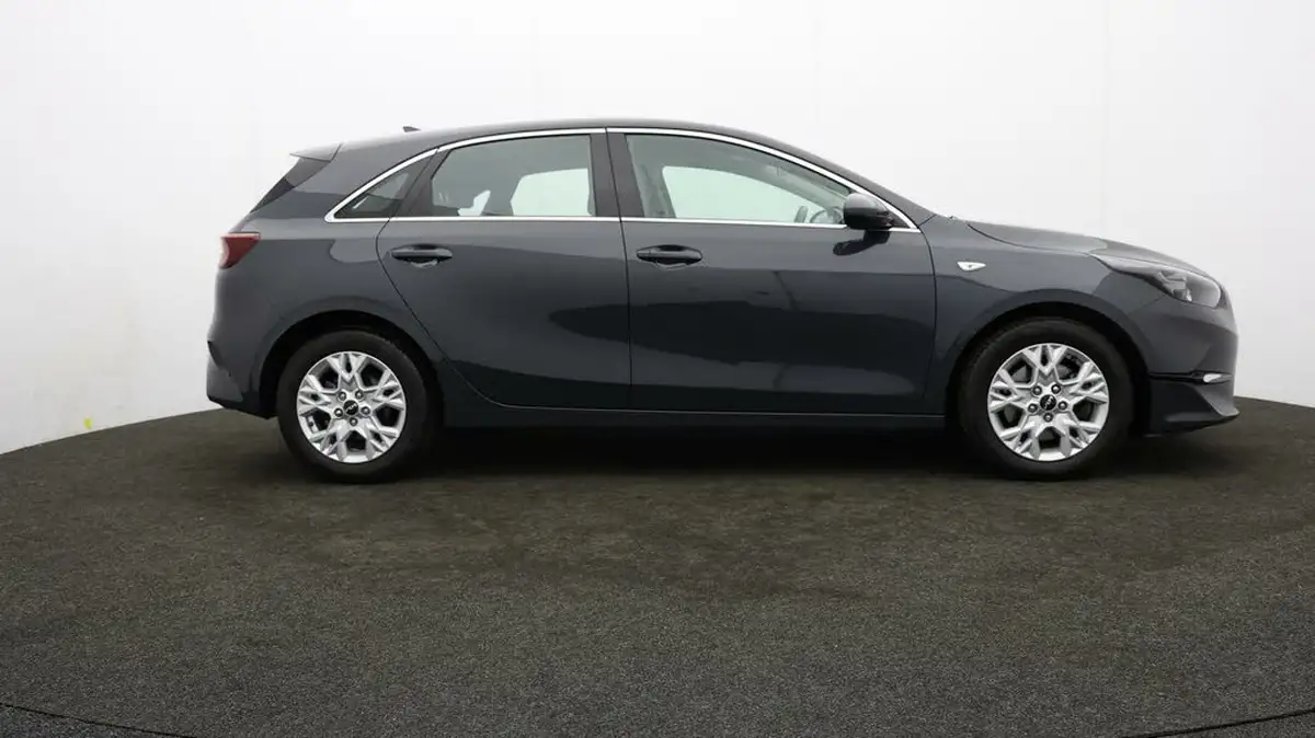 2021-kia-ceed-10-t-gdi-2-hatchback-big-7