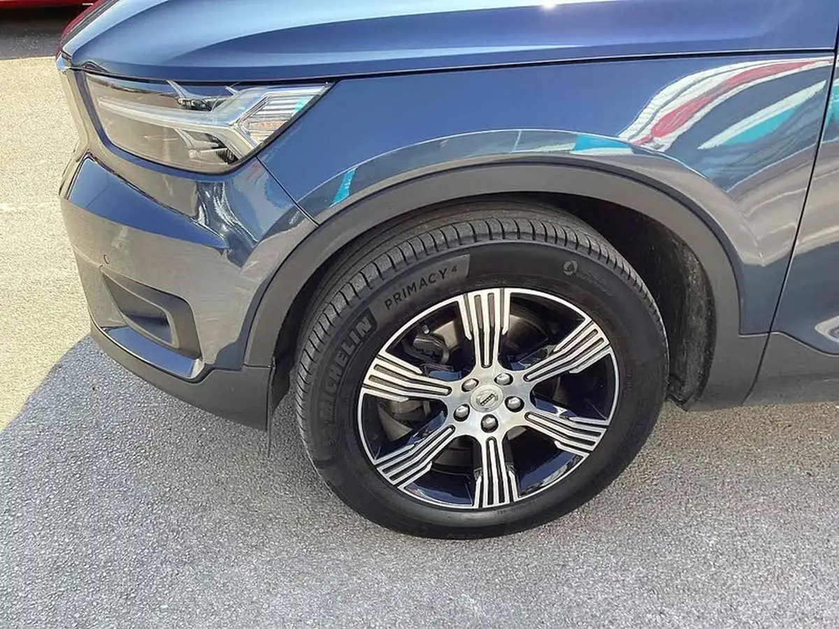 2019-volvo-xc40-20-t4-inscription-big-16