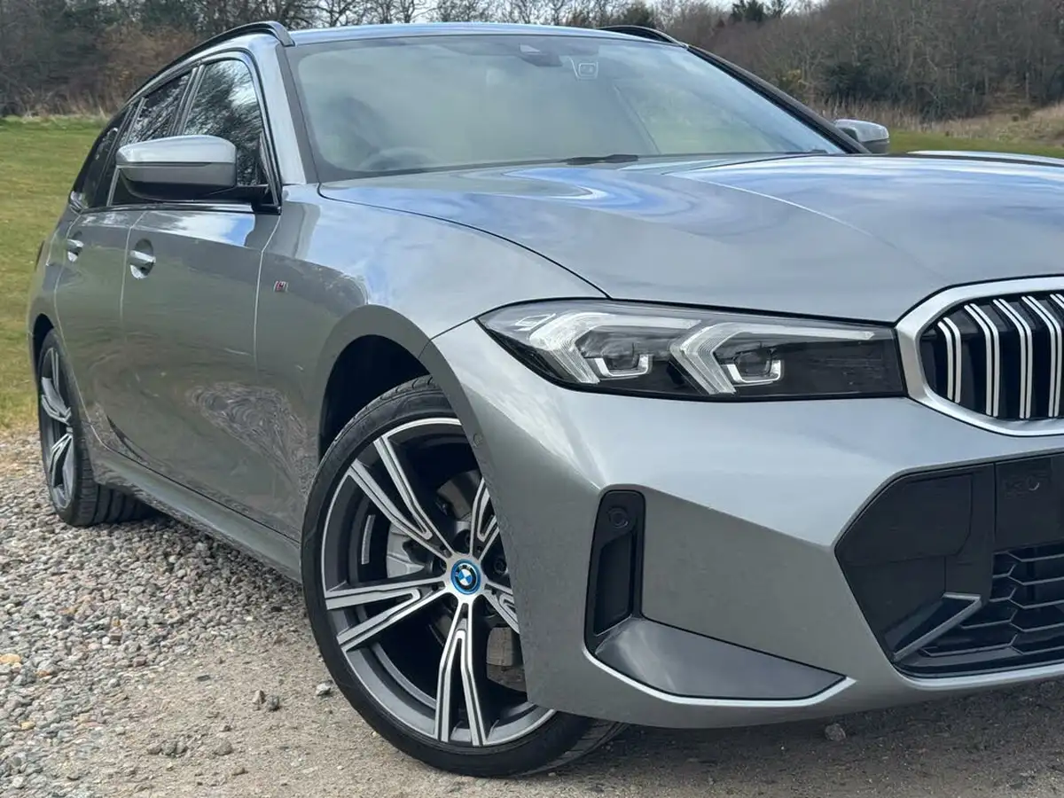 2024-bmw-3-series-20-330e-xdrive-m-sport-touring-5d-big-10
