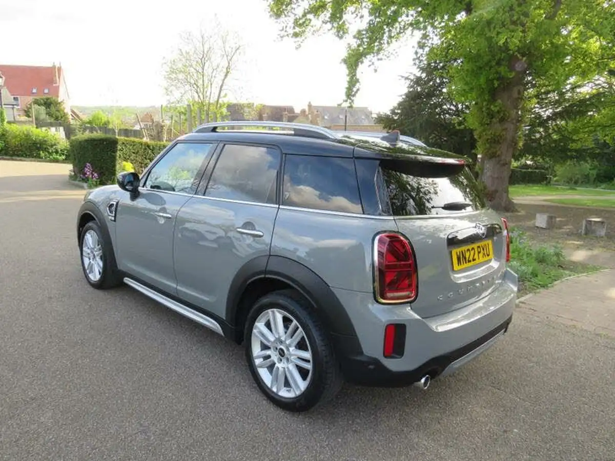 2022-mini-countryman-20-cooper-s-exclusive-premium-auto-big-10