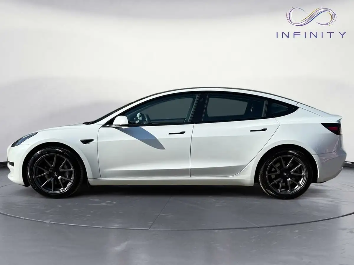 2021-tesla-model-3-e-standard-plus-big-3